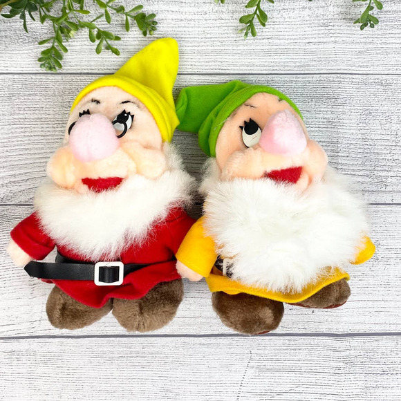 VNT Disneyland Walt Disney World Dwarf Plus Set of Two - Picture 8 of 9